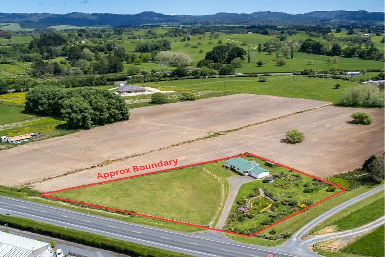 Photo of property in 218 Limmer Road, Te Kowhai, Hamilton, 3288