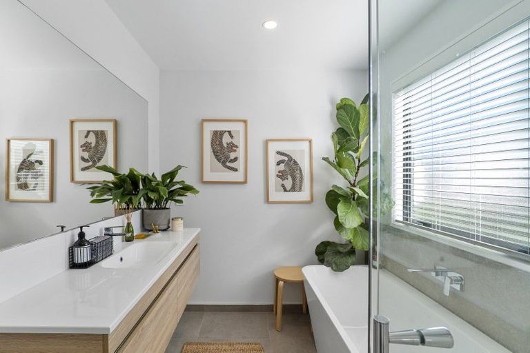 Photo of property in 12 Dalness Crescent, Halswell, Christchurch, 8025