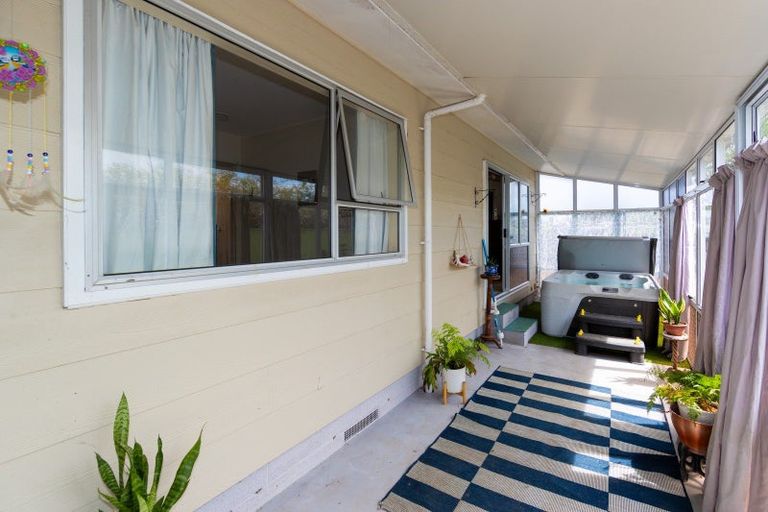 Photo of property in 14 Sutton Avenue, Clive, 4102