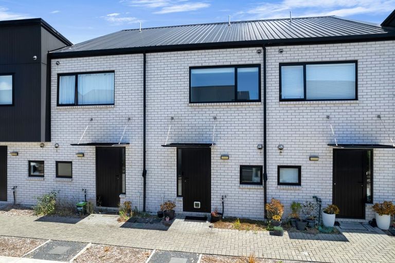 Photo of property in 20 Ivy Nola Way, Henderson, Auckland, 0612