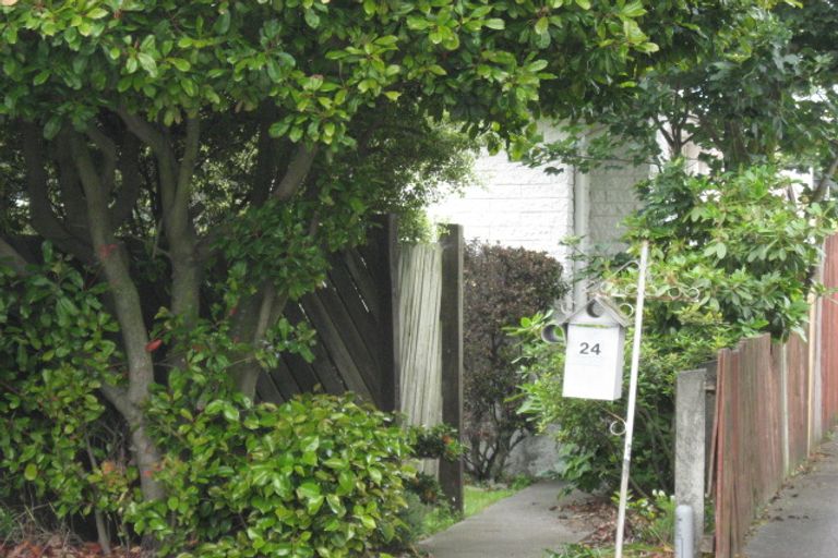 Photo of property in 1/24 Withells Road, Avonhead, Christchurch, 8042