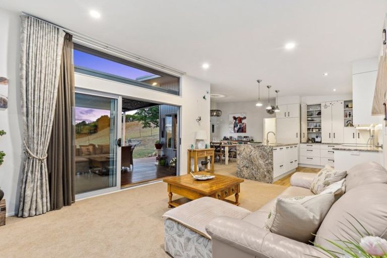 Photo of property in 62 Mccallum Drive, Sandspit, Warkworth, 0982