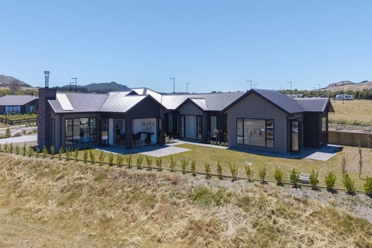 Photo of property in 47 Seven Oaks Drive, Kinloch, Taupo, 3377