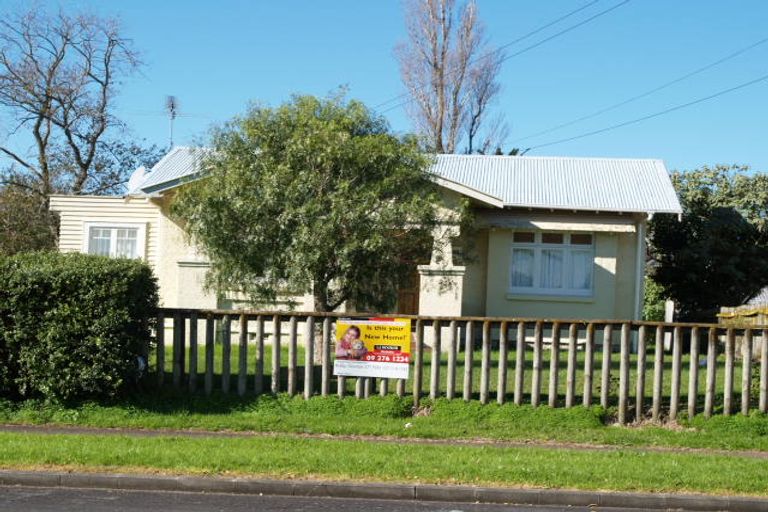 Photo of property in 21 Driver Road, Mangere East, Auckland, 2024