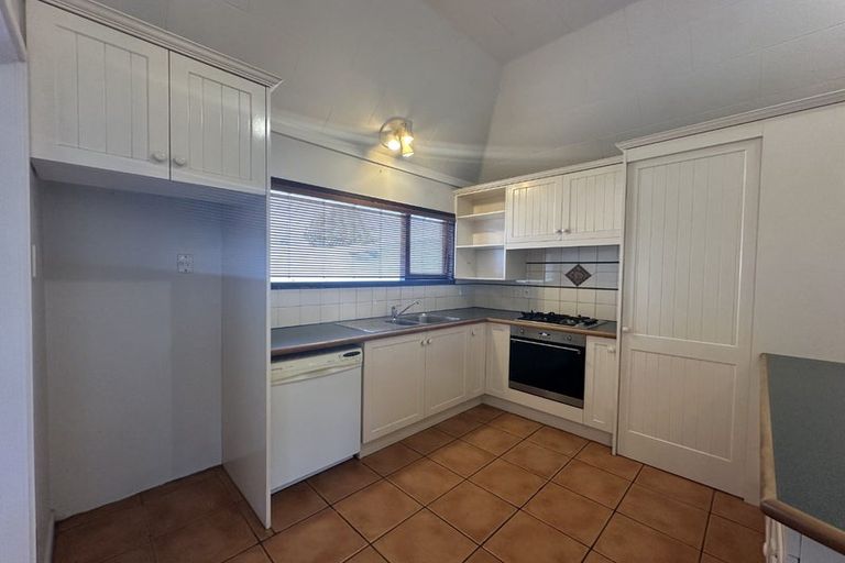 Photo of property in 3/73 Waimairi Road, Upper Riccarton, Christchurch, 8041