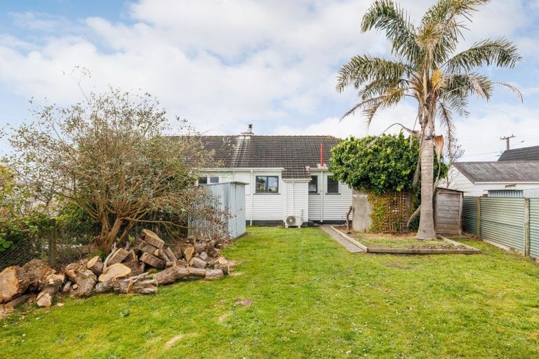 Photo of property in 8 Johnston Street, Foxton, 4814