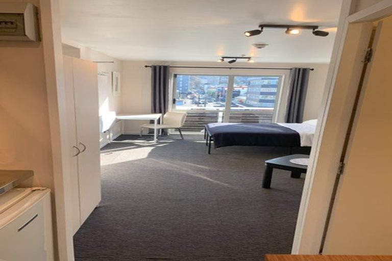Photo of property in Martin Square Apartments, 413/20 Martin Square, Te Aro, Wellington, 6011