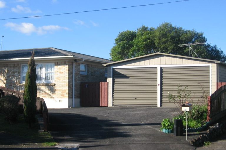 Photo of property in 22 Rembrandt Place, Opaheke, Papakura, 2113