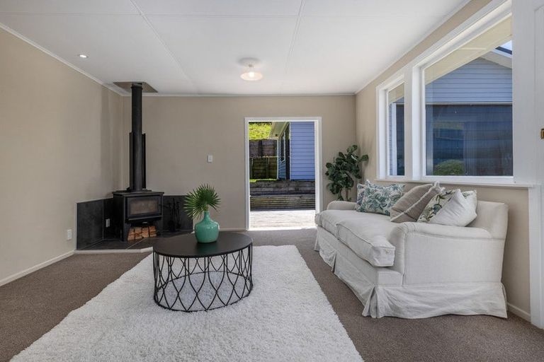 Photo of property in 13 Carbine Place, Ascot Park, Porirua, 5024