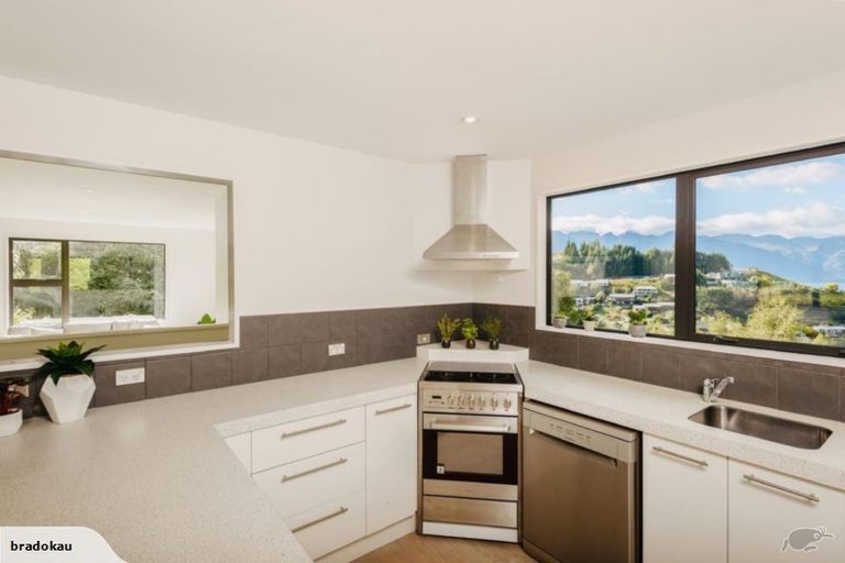 Photo of property in 41c Dart Place, Fernhill, Queenstown, 9300