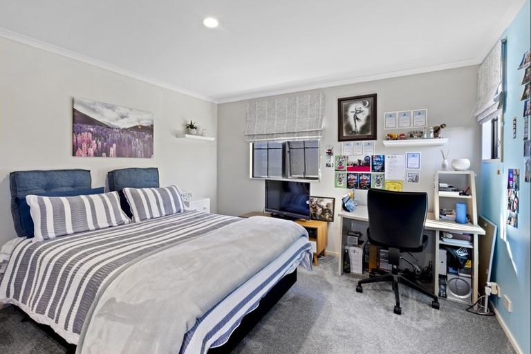 Photo of property in 62 Oregon Drive, Kelvin Heights, Queenstown, 9300