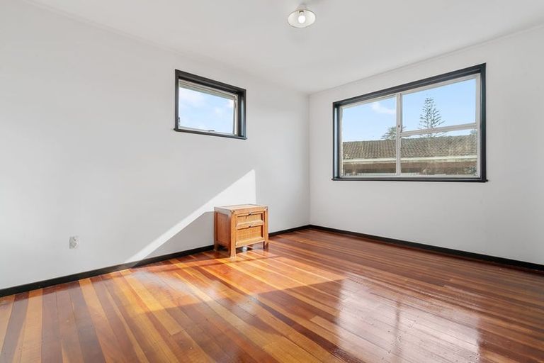 Photo of property in 45 Hokianga Street, Mangere East, Auckland, 2024