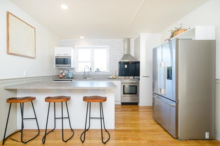 Photo of property in 57 Kettle Avenue, Awapuni, Palmerston North, 4412