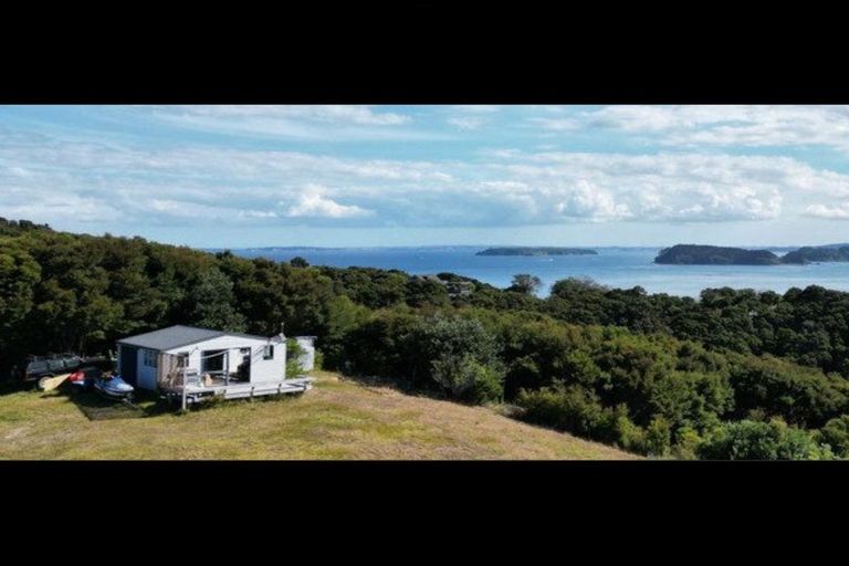 Photo of property in 11 Edith Ridge Road, Kawau Island, 0920