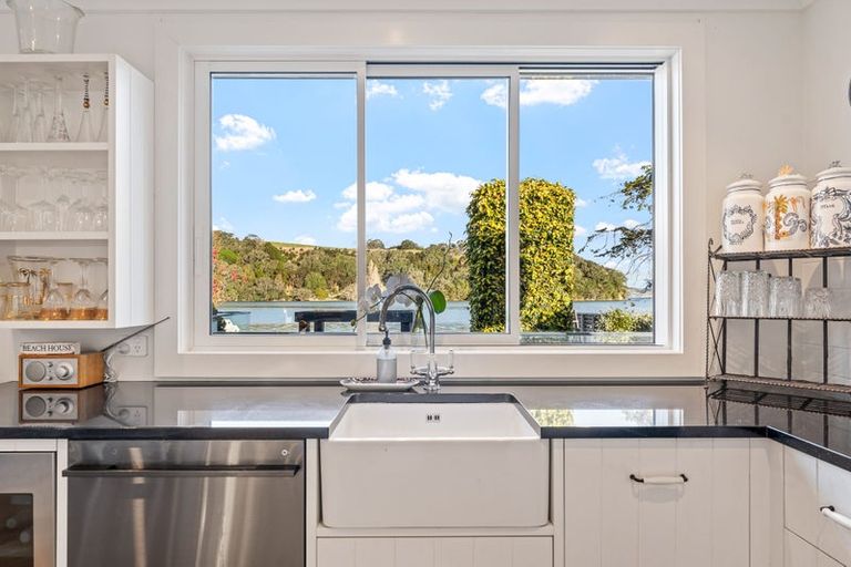 Photo of property in 399 Leigh Road, Whangateau, Warkworth, 0985