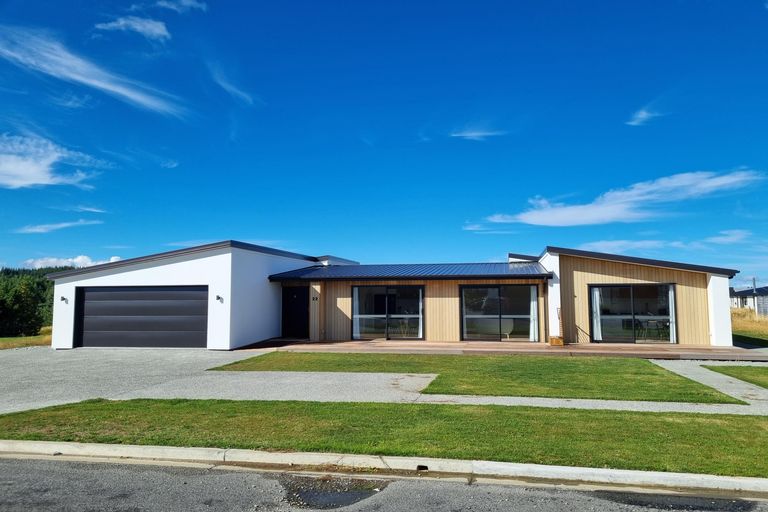 Photo of property in 22 Rodman Lane, Lake Tekapo, 7999