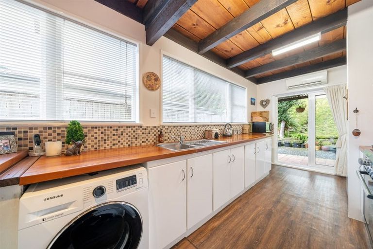 Photo of property in 246 Plateau Road, Te Marua, Upper Hutt, 5018