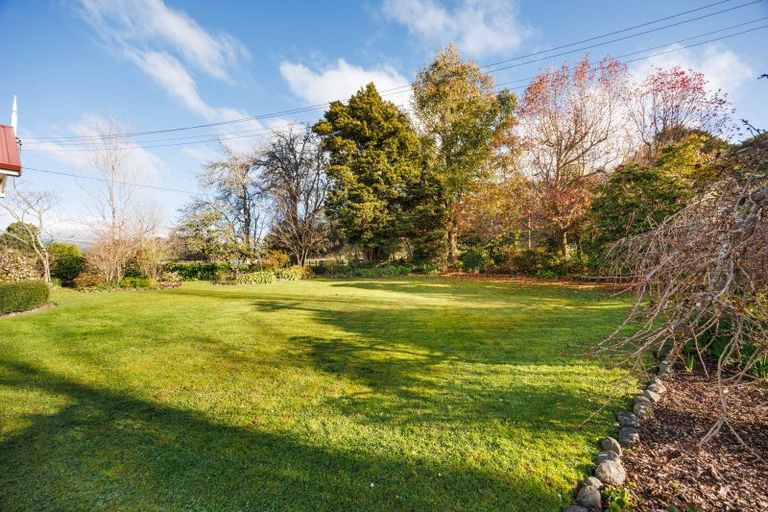 Photo of property in 376 Pohangina Road, Ashhurst, 4884