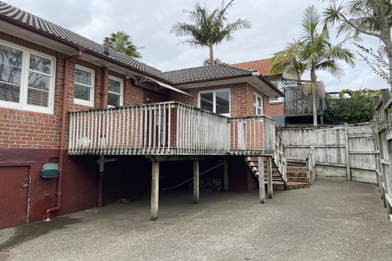 Photo of property in 142 Landscape Road, Mount Eden, Auckland, 1024