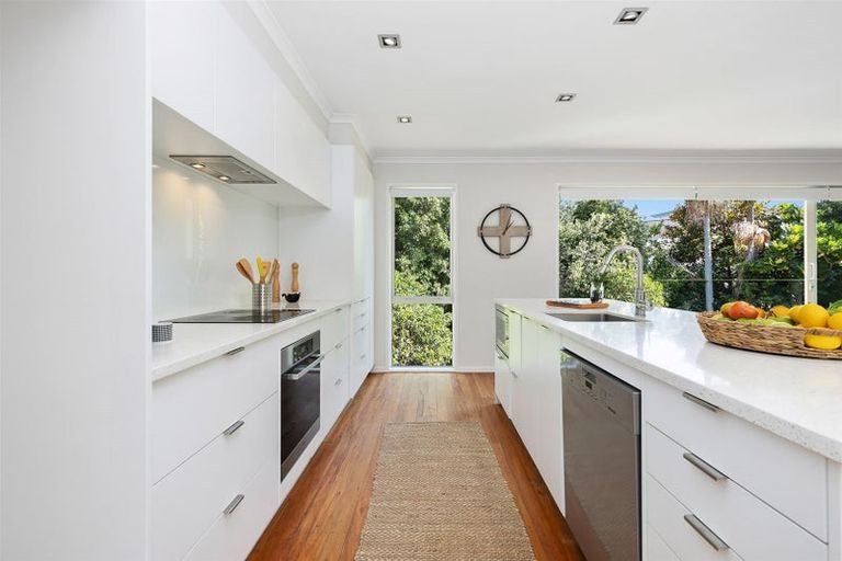 Photo of property in 6 Mckenzie Avenue, Arkles Bay, Whangaparaoa, 0932