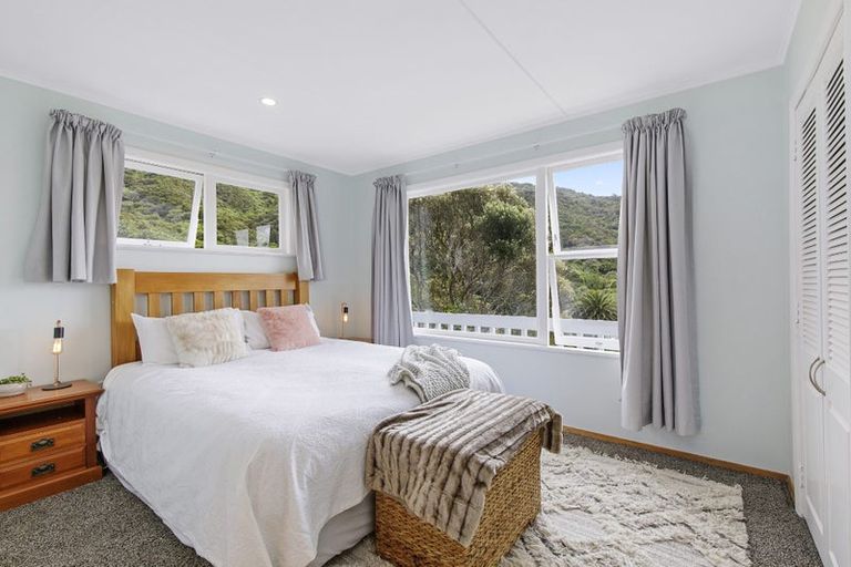 Photo of property in 14 Willcox Grove, Naenae, Lower Hutt, 5011