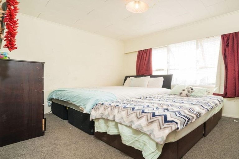 Photo of property in 28 Wayne Drive, Mangere, Auckland, 2022