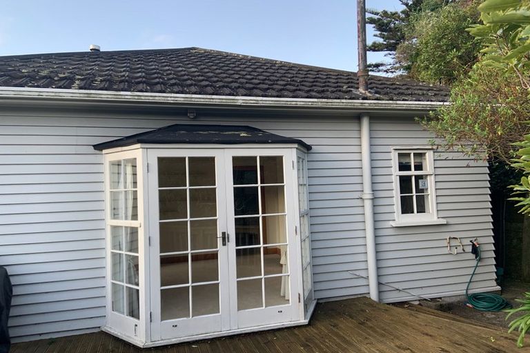 Photo of property in 32 Harland Street, Brooklyn, Wellington, 6021