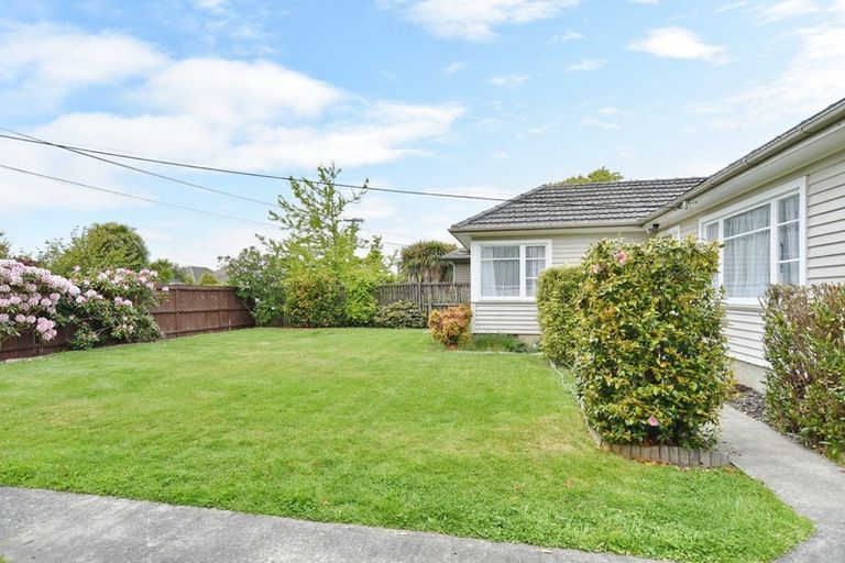 Photo of property in 51 Glenfield Crescent, Mairehau, Christchurch, 8052