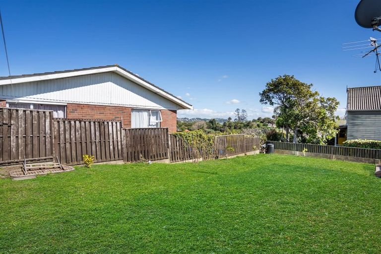 Photo of property in 25 Clovelly Road, Bucklands Beach, Auckland, 2012
