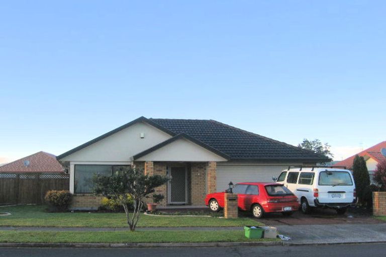 Photo of property in 144 Burswood Drive, Burswood, Auckland, 2013