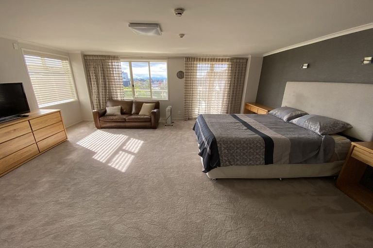 Photo of property in 40d Thackeray Street, Hamilton Lake, Hamilton, 3204