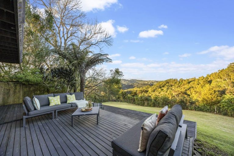 Photo of property in 3 Laingfield Terrace, Laingholm, Auckland, 0604