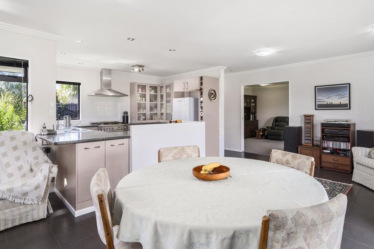 Photo of property in 7 Woodleigh Place, Ohauiti, Tauranga, 3112