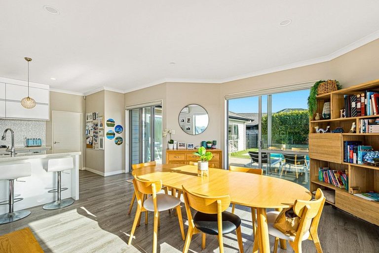 Photo of property in 95 Harris Drive, Silverdale, 0932