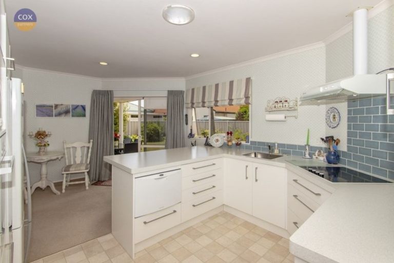 Photo of property in 5 Alderney Close, Taradale, Napier, 4112
