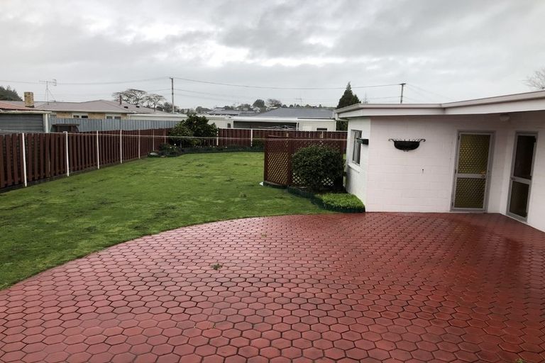 Photo of property in 83 Whatawhata Road, Dinsdale, Hamilton, 3204