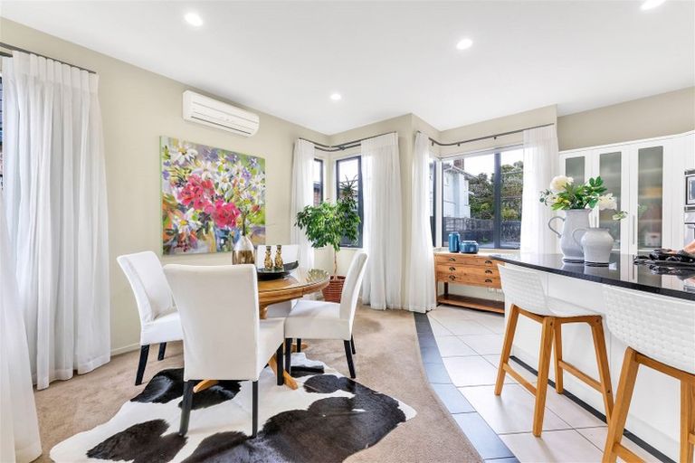 Photo of property in 55c Hattaway Avenue, Bucklands Beach, Auckland, 2012