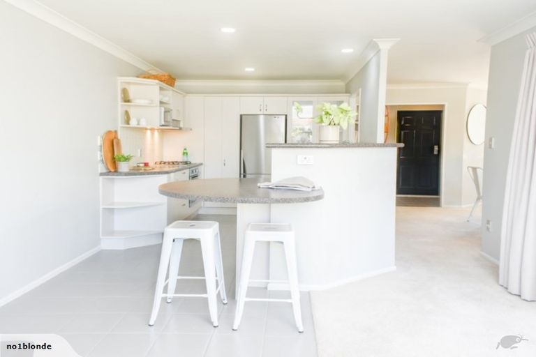 Photo of property in 23 Trossach Place, Wattle Downs, Auckland, 2103