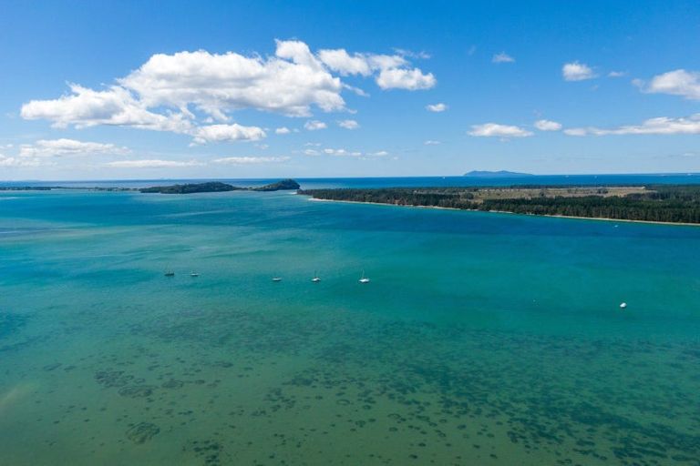 Photo of property in 26 Esplanade Road, Tahawai, 3170