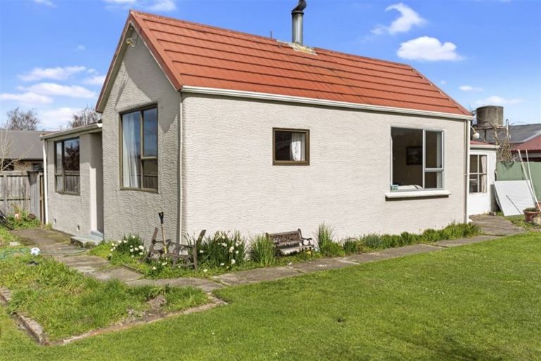 Photo of property in 89 Bush Street, Rangiora, 7400