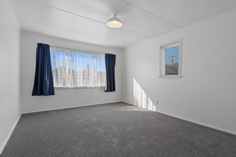 Photo of property in 47 Mcgregors Road, Bromley, Christchurch, 8062