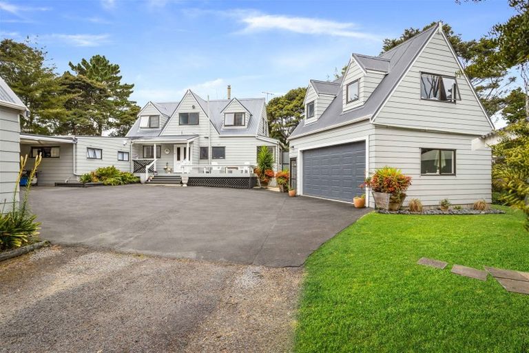 Photo of property in 38 Crows Road, Swanson, Auckland, 0614