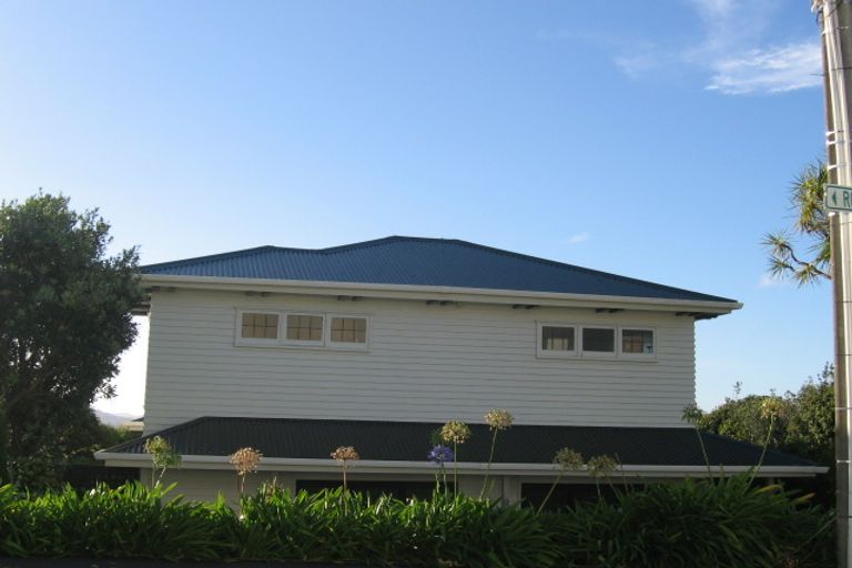 Photo of property in 8 Robieson Street, Roseneath, Wellington, 6011