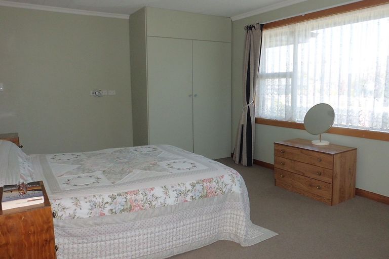 Photo of property in 17 Richard Pearse Drive, Temuka, 7920