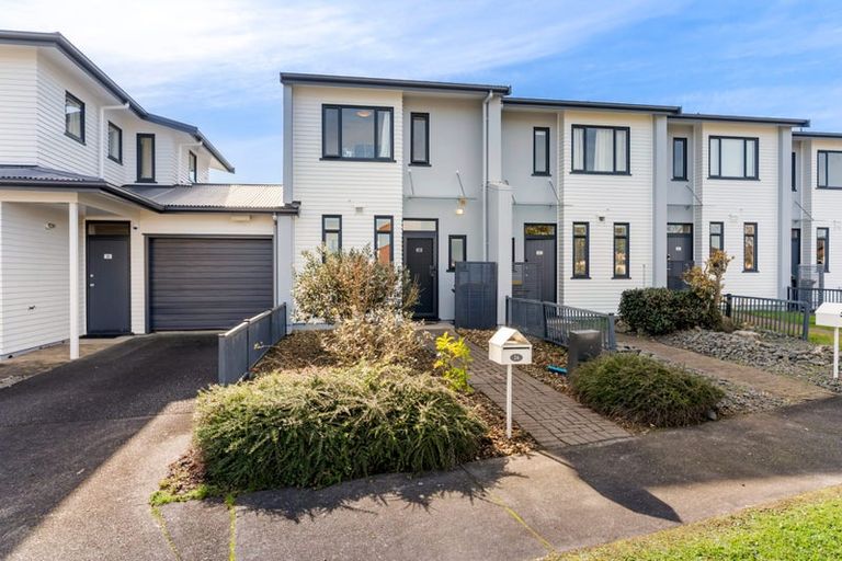 Photo of property in 34/2 Armoy Drive, East Tamaki, Auckland, 2016