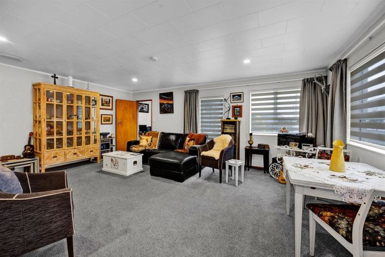 Photo of property in 24b Surrey Street, Hawera, 4610