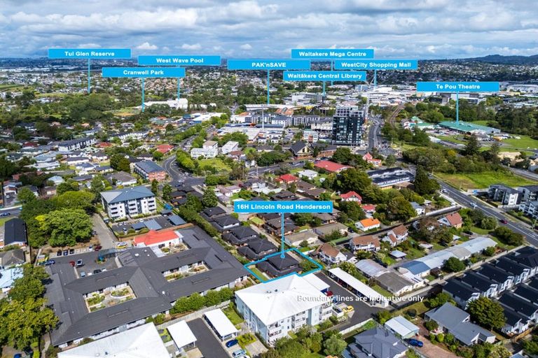 Photo of property in 16h Lincoln Road, Henderson, Auckland, 0610