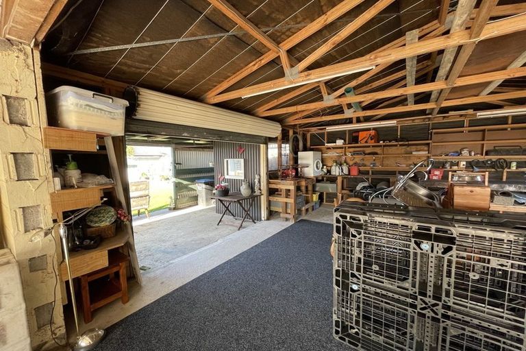 Photo of property in 22 Lyndhurst Street, Westport, 7825