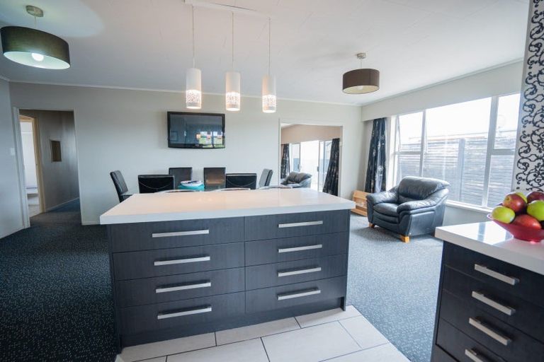 Photo of property in 168 Mackenzie Street, Winton, 9720