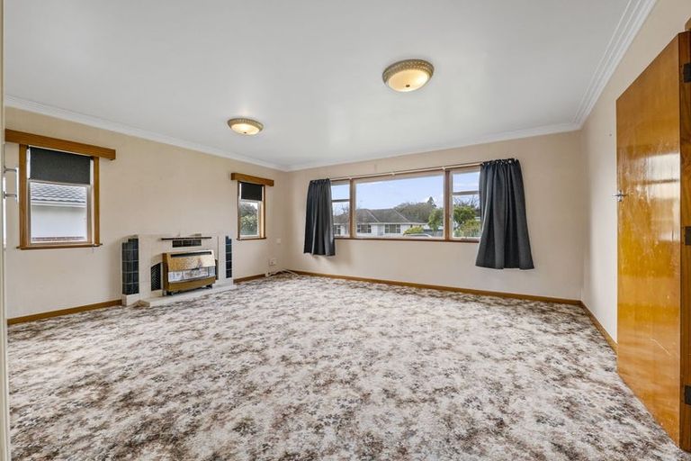 Photo of property in 5 Goodson Place, Hawera, 4610